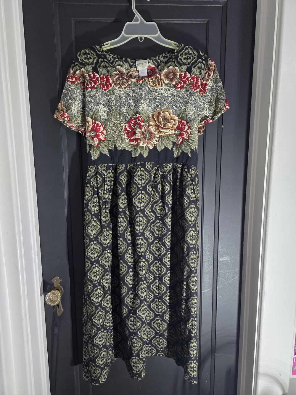 Floral Pattern Midi Dress with Black & Red Accents
